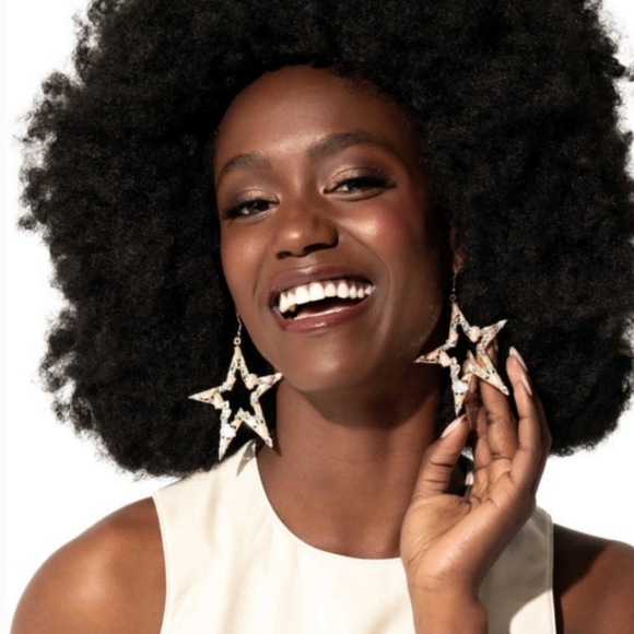 Large Gold Star Variegated Earrings - Fun & Unique - Picture 2 of 5